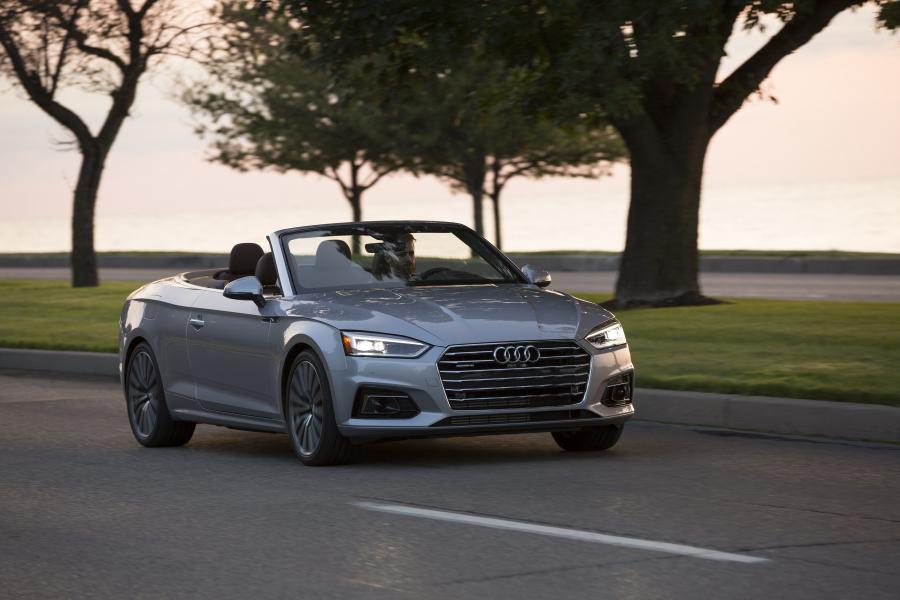  Audi A5 Cabriolet 2.0T Quattro 2017 года  (NA) (фото 1 из 32)